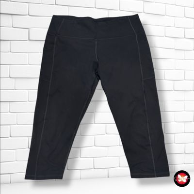 **HOY** Mallas deportivas piratas  color Negro Talla XXL