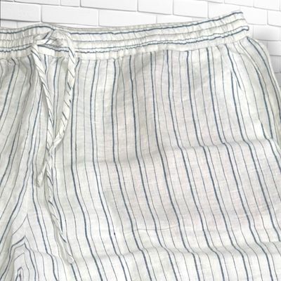 **HOY** Bermudas de lino EL CORTE INGLÉS color Blanco y celeste Talla 48