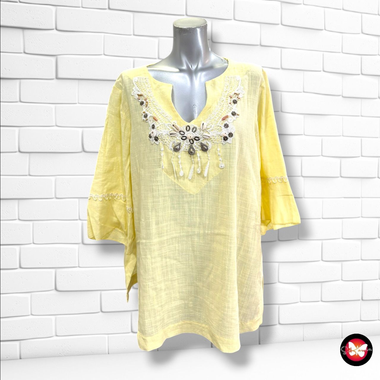 **HOY** Blusa con caracolas TROPPO color Amarillo Talla 50