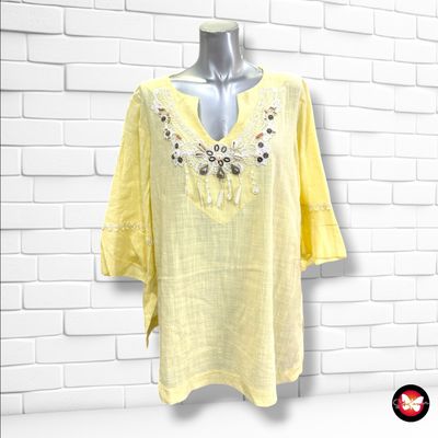**HOY** Blusa con caracolas TROPPO color Amarillo Talla 50