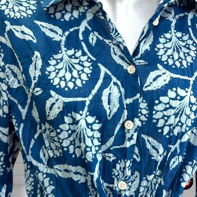 **HOY** Camisola ZARA color Azul Talla XS