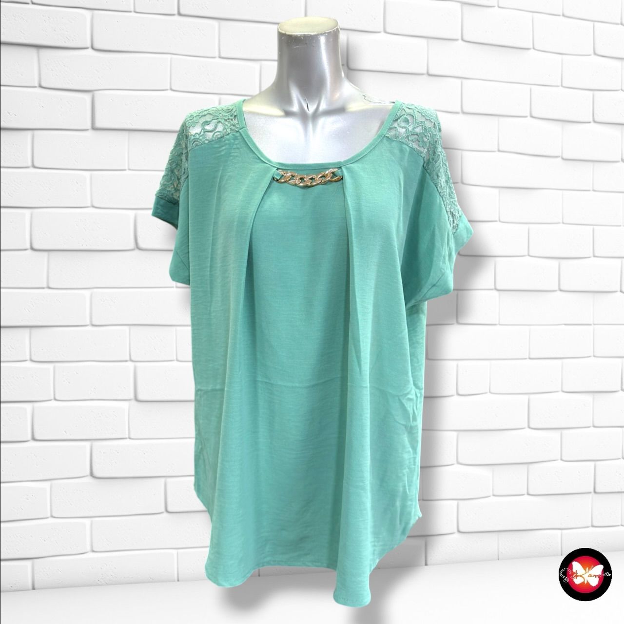 **HOY** Blusa con encaje  color Menta Talla ÚNICA