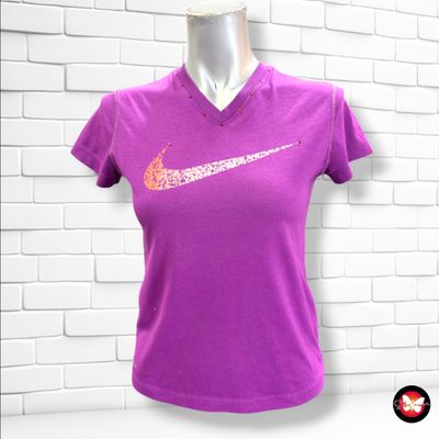 **HOY** Camiseta de manga corta NIKE color Morado Talla M (pequeña)