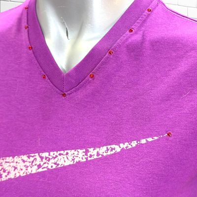 **HOY** Camiseta de manga corta NIKE color Morado Talla M (pequeña)