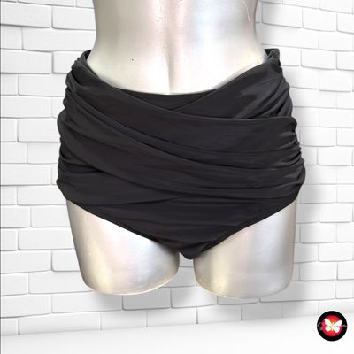 **HOY** Bikini · parte de abajo SHEIN color Negro Talla 0XL