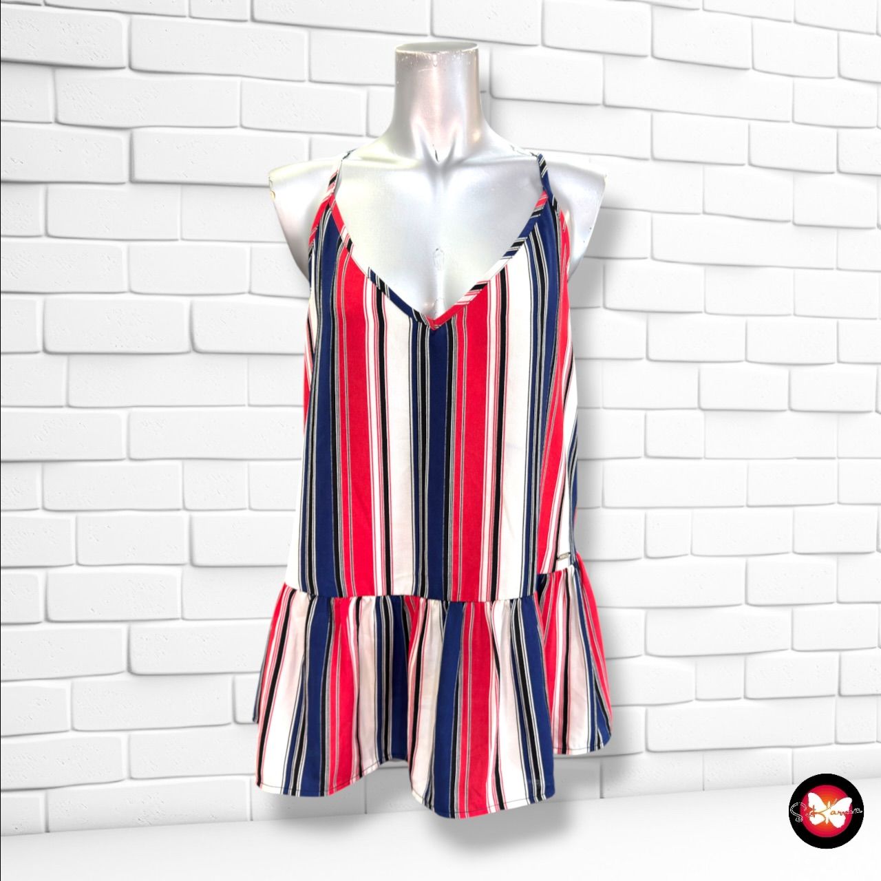 **HOY** Blusa de tirantes GUESS color Azul marino, rojo y blanco Talla M