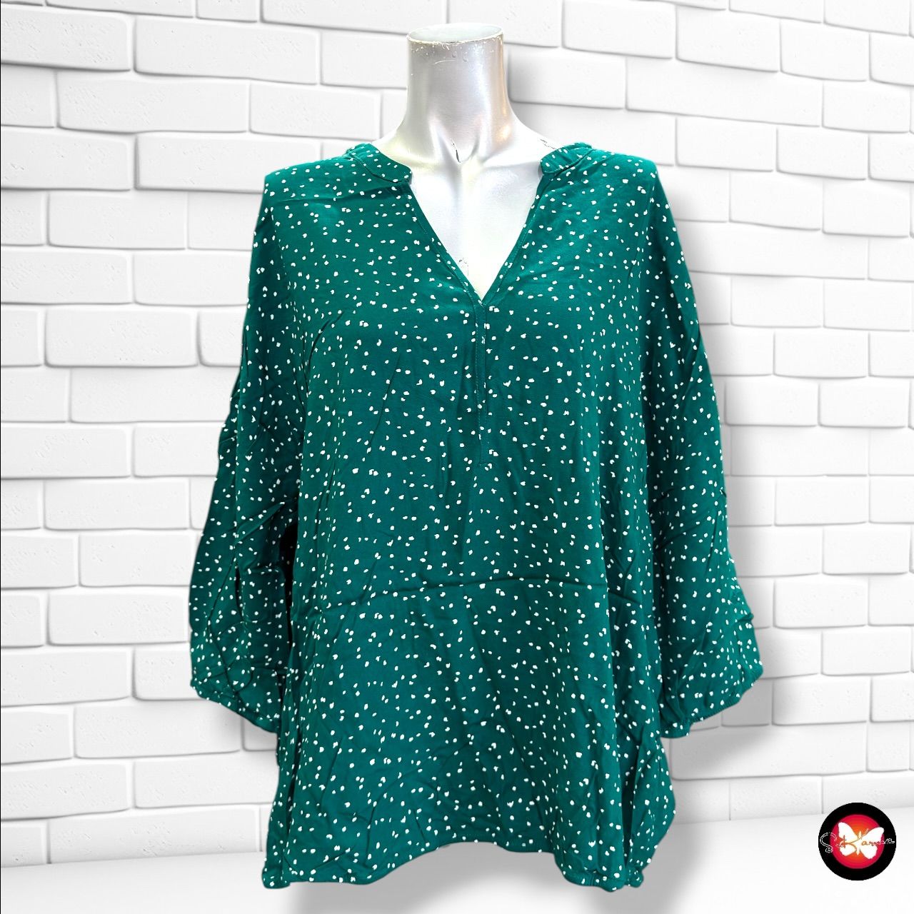 **HOY** Blusa de media manga LAURA TORELLI color Verde y blanco Talla XL