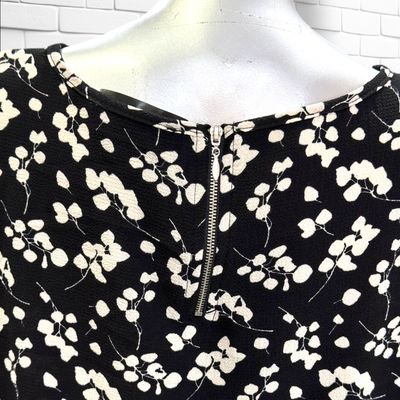 **HOY** Blusa de manga corta KAPALUA color Negro y blanco Talla 44