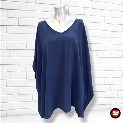 **HOY** Blusa corte mariposa  color Azul marino Talla ÚNICA GRANDE