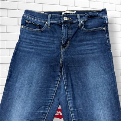 **HOY** Pantalón 315 SHAPING BOOT LEVI’S color Azul vaquero Talla M/L (W29)