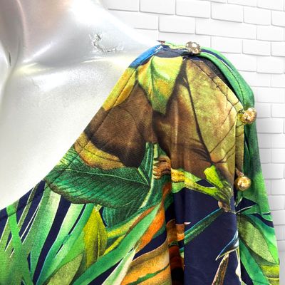 **HOY** Blusa de manga corta  color Varios Talla L/XL