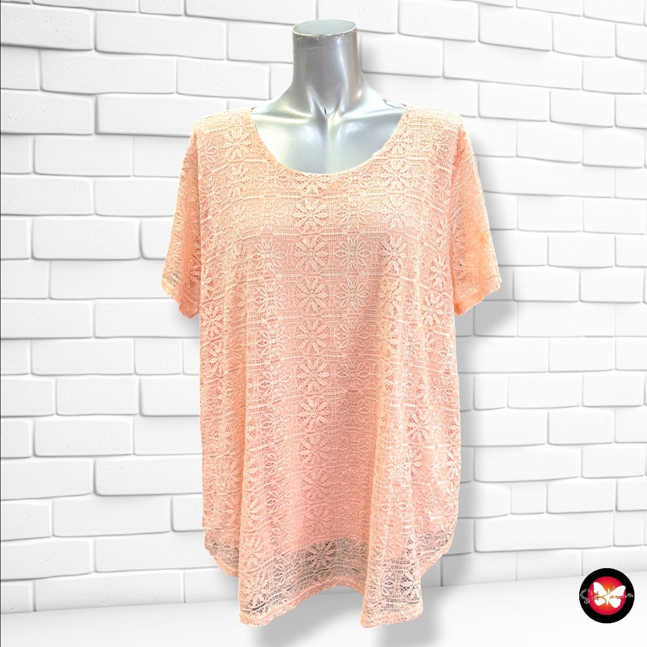 **HOY** Camiseta con encaje  color Salmón Talla XL