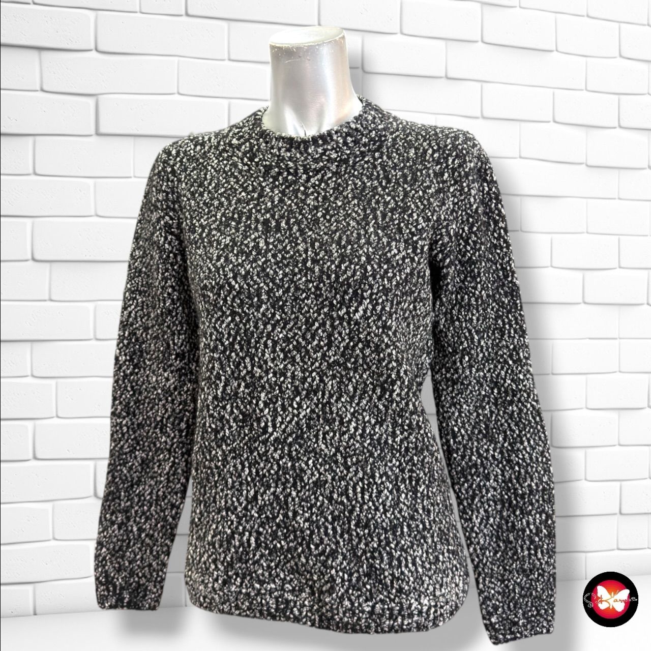 **HOY** Jersey HUGO BOSS color Negro y blanco Talla M