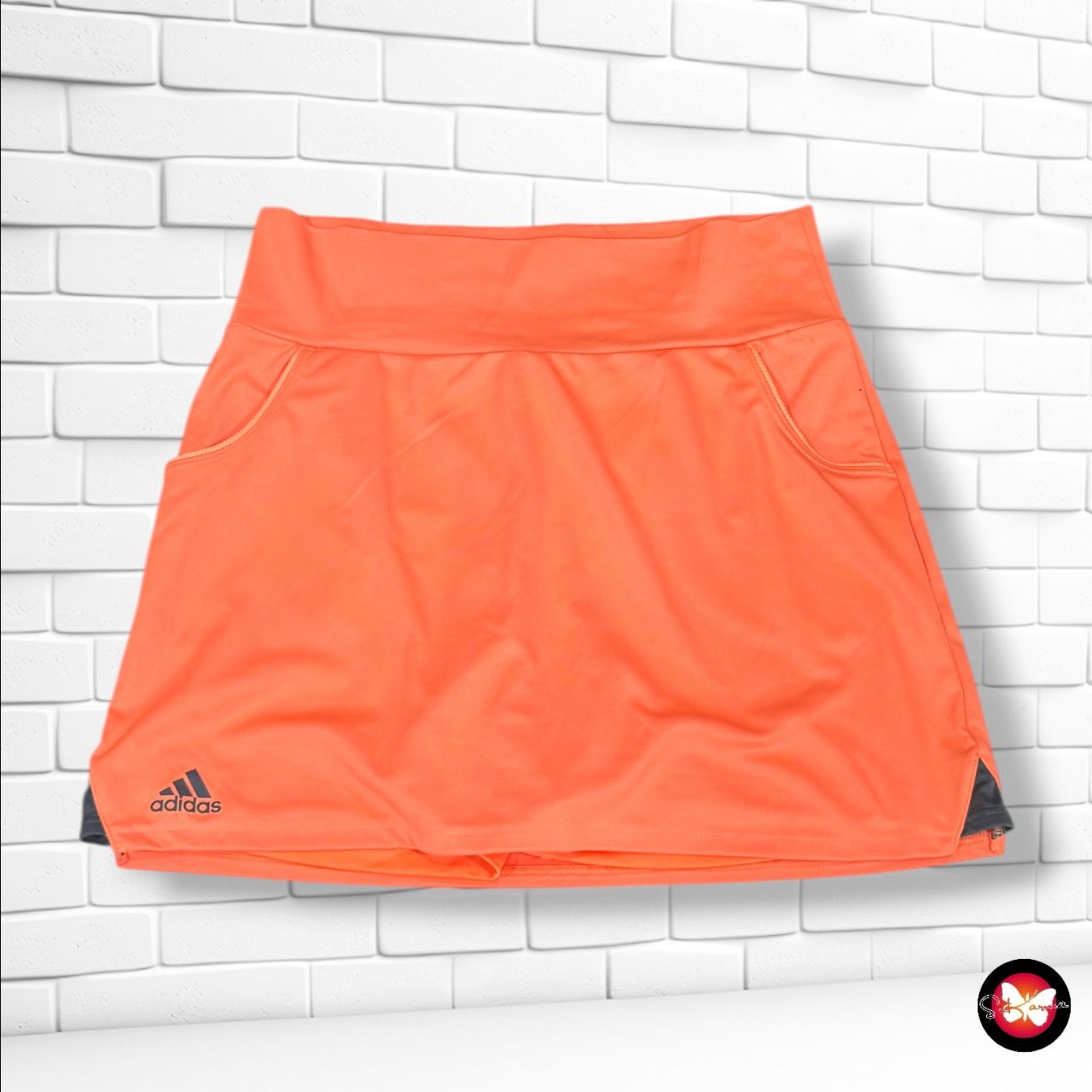 **HOY** Falda deportiva con mallitas ADIDAS color Naranja Talla 13-14 años