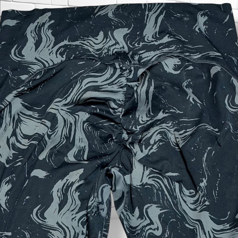 **HOY** Mallas deportivas  color Negro y gris Talla M/L