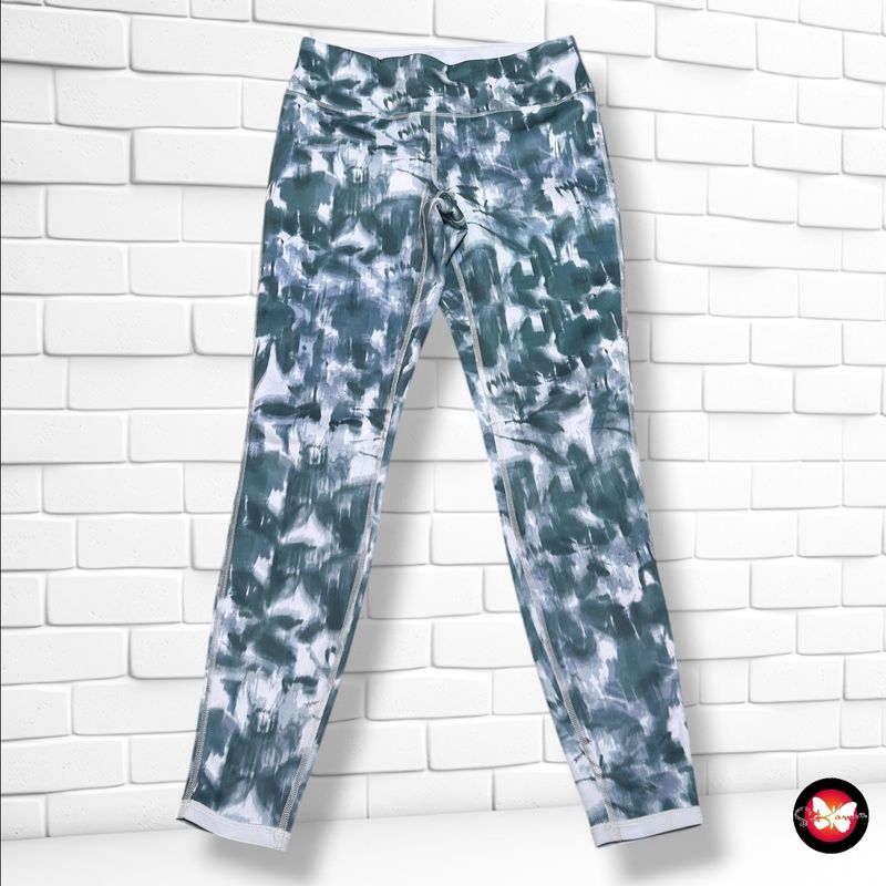 **HOY** Mallas deportivas reversibles  color Celeste y verde Talla M