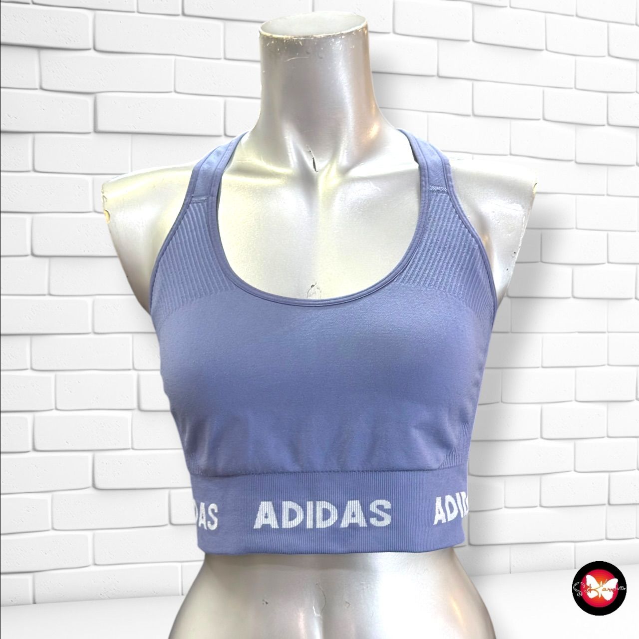 **HOY** Top deportivo ADIDAS color Lavanda Talla M
