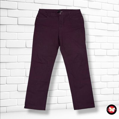 **HOY** Pantalón vaquero  color Uva Talla 46