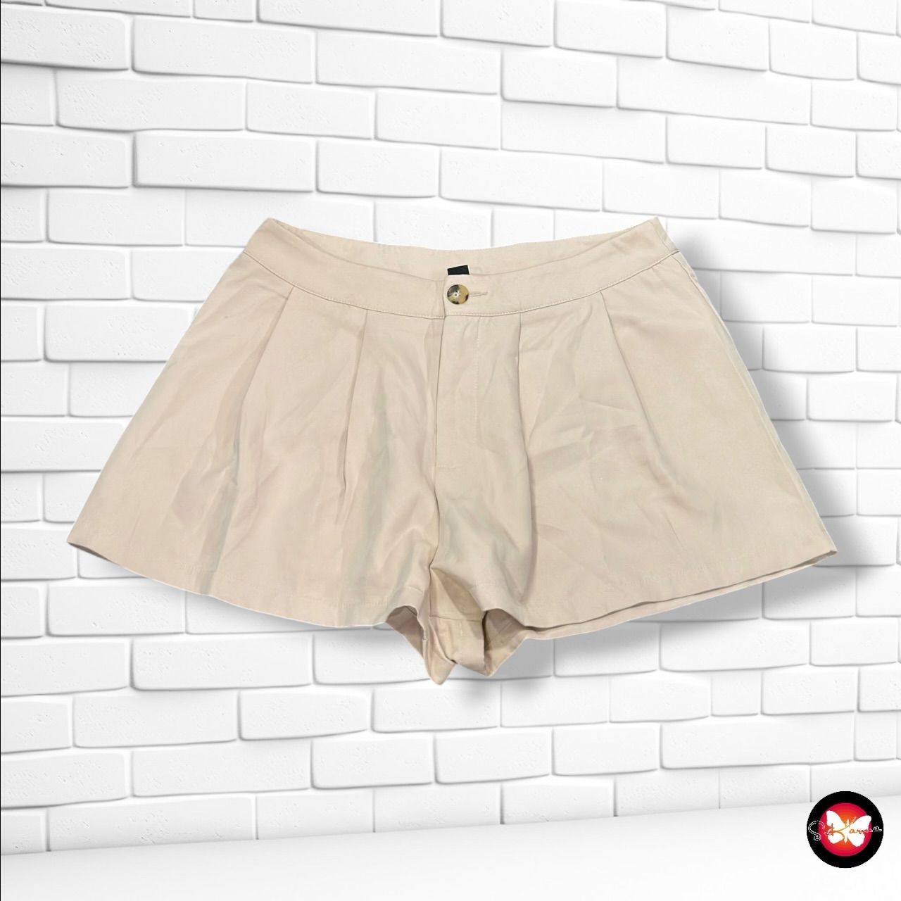 Short tipo safari SHEIN color Camel Talla L