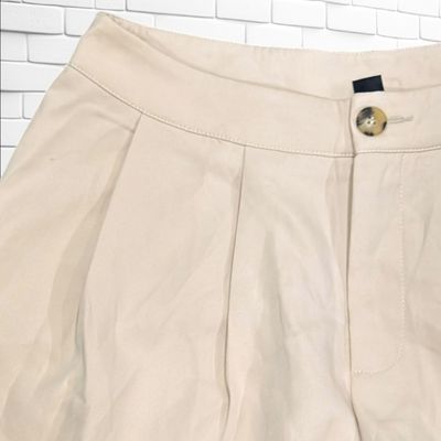 **HOY** Short tipo safari SHEIN color Camel Talla L