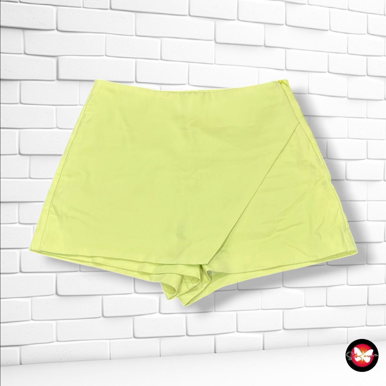 **HOY** Falda / Short  color Lima Talla S