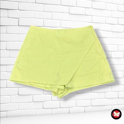 **HOY** Falda / Short  color Lima Talla S