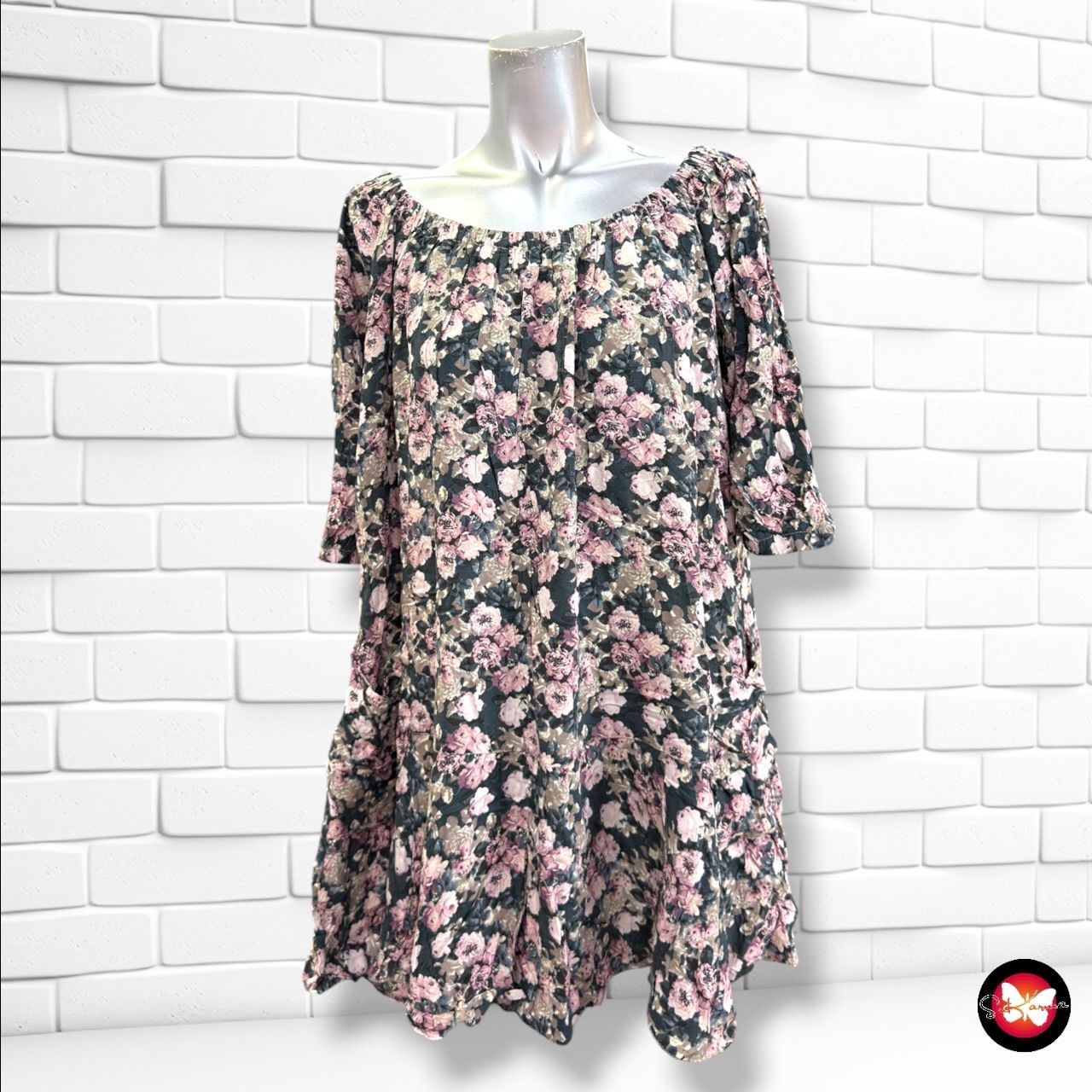 **HOY** Blusón escote barco de florecitas ATELIER color Varios Talla ÚNICA GRANDE