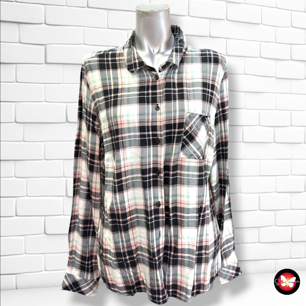 **HOY** Camisa de cuadros LAURA TORELLI color Negro, blanco y rosa Talla 42