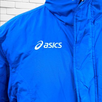**HOY** Chaqueta acolchada ASICS color Azul Talla Hombre M
