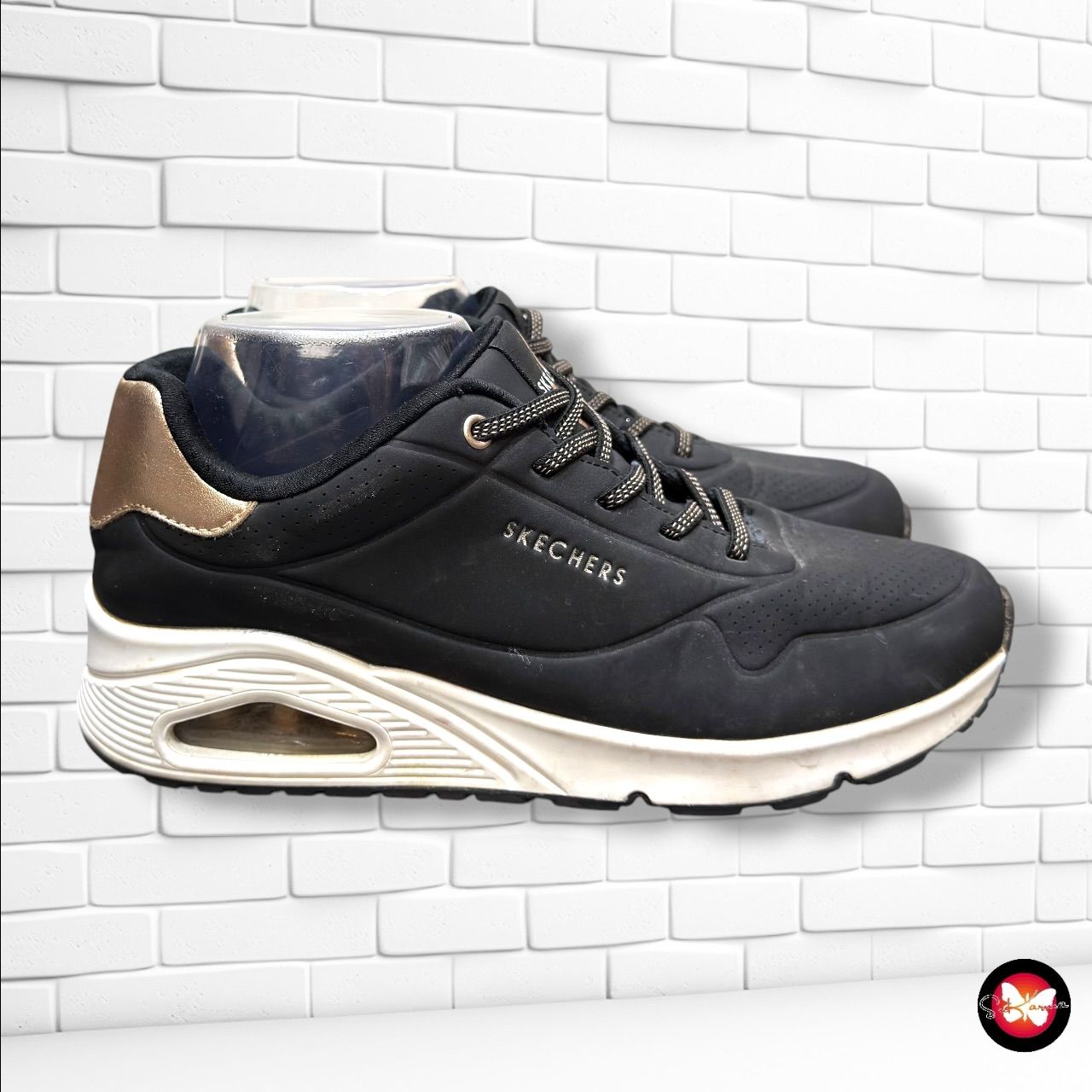**HOY** Zapatillas SKECHERS color Negro y dorado Talla Calzado 39