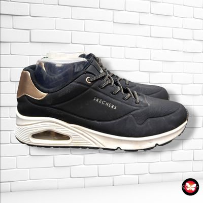 **HOY** Zapatillas SKECHERS color Negro y dorado Talla Calzado 39