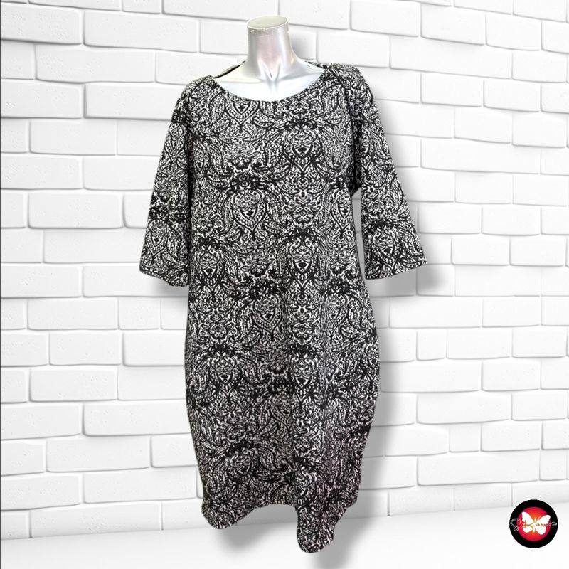 **HOY** Vestido de punto INFINITY WOMAN color Negro y blanco Talla XL