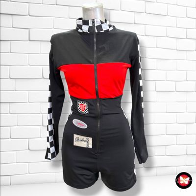 **HOY** Mono racing color Negro, rojo y blanco Talla S
