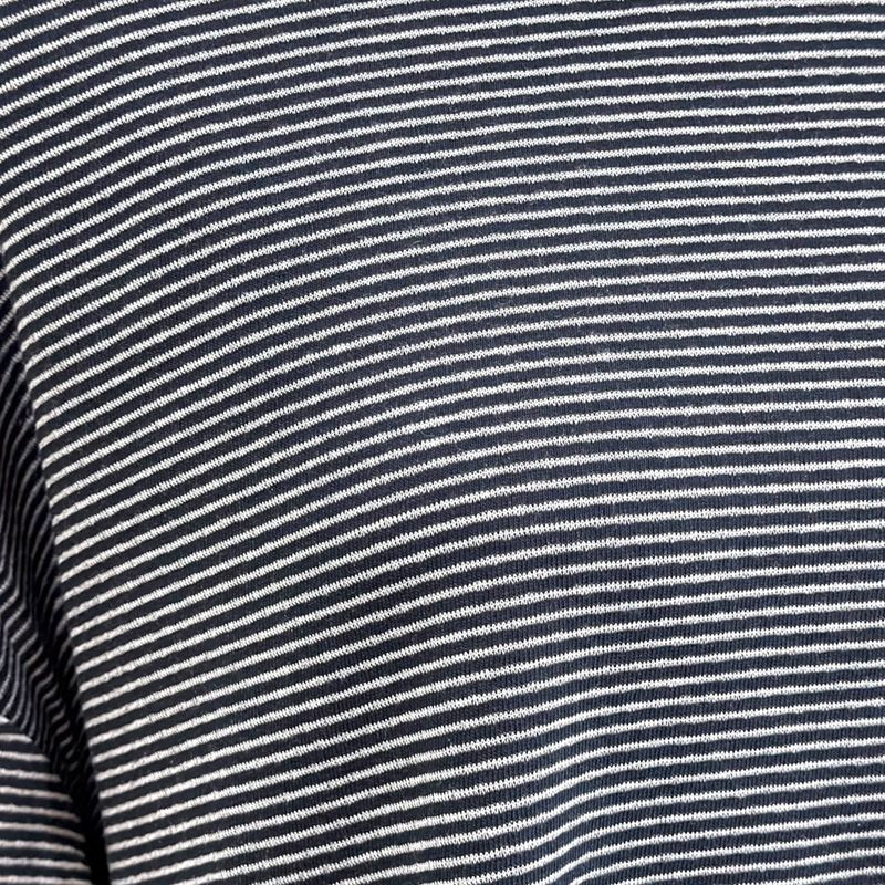 **HOY** Sudadera finita de rayitas  color Azul marino y blanco Talla XL