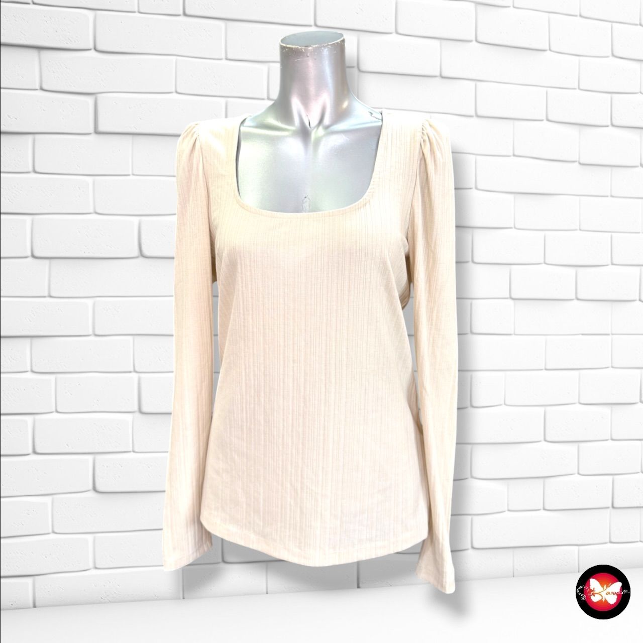 **HOY** Camiseta de mangas abullonadas AWARE color Crema Talla M