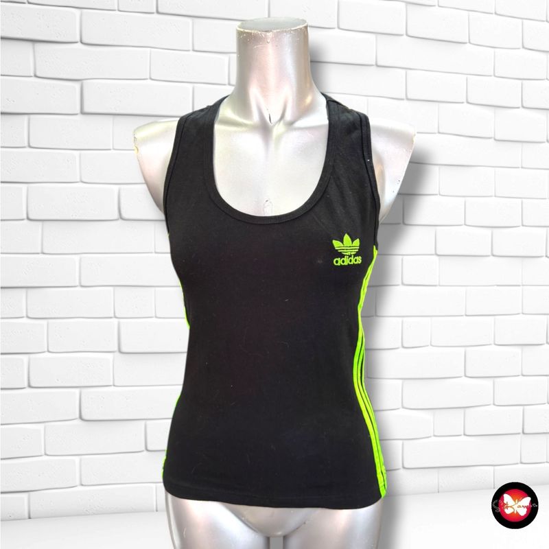 **HOY** Camiseta deportiva  color Negro y verde neón Talla S