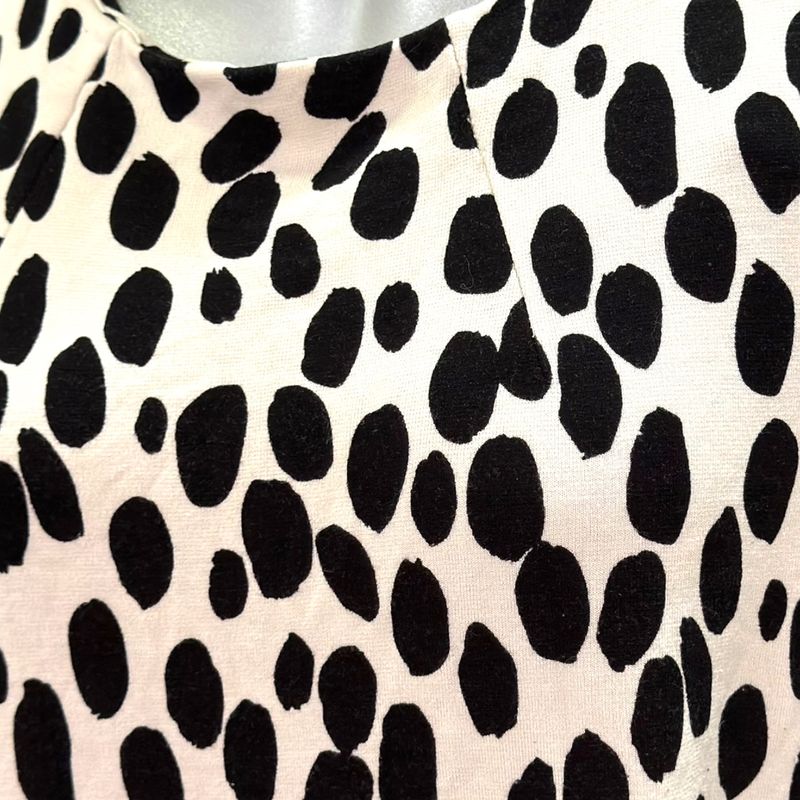 **HOY** Vestido de entretiempo de manga corta H&amp;M color Blanco y negro Talla M