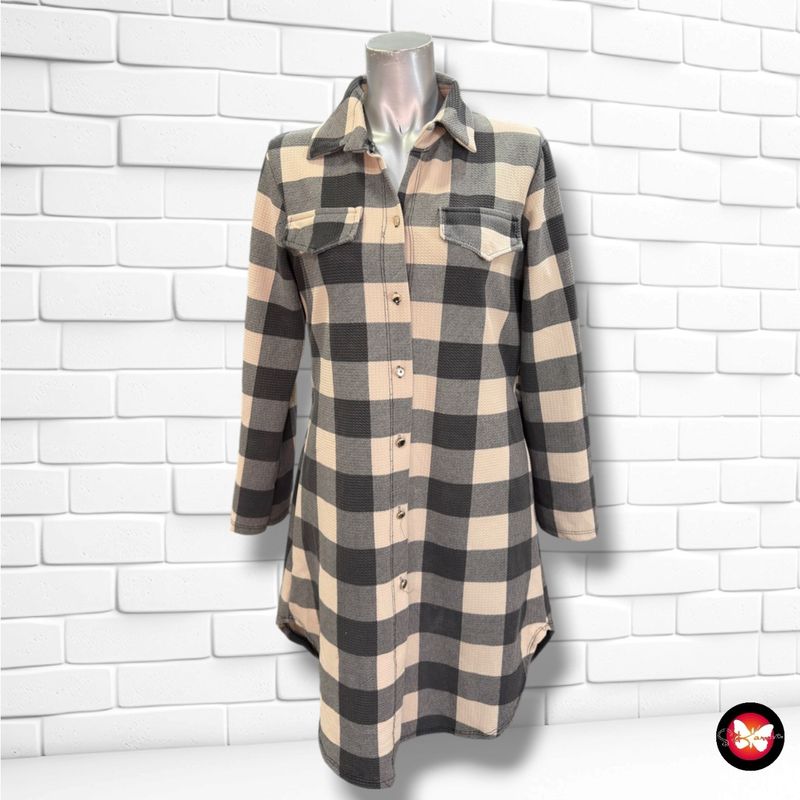 **HOY** Vestido camisero de cuadros  color Nude y gris Talla ÚNICA