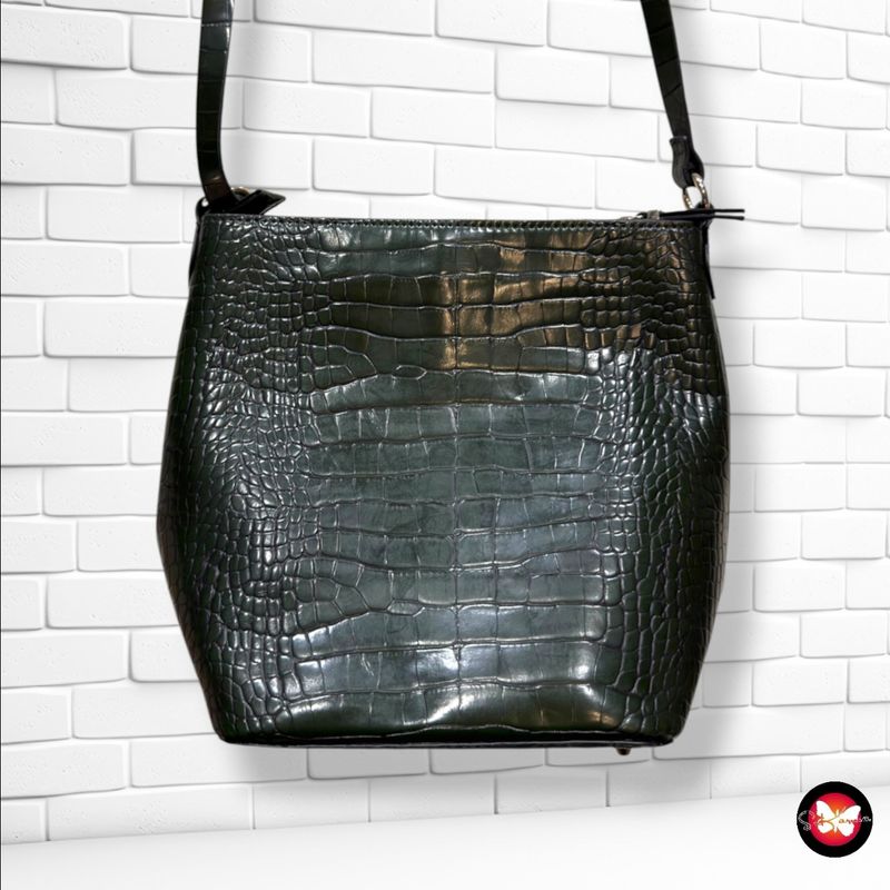 **HOY** Bolso bandolera efecto cocodrilo  color Verde Talla MEDIANO
