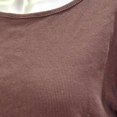 **HOY** Camiseta de manga larga canalé EVER.ME color Chocolate Talla L