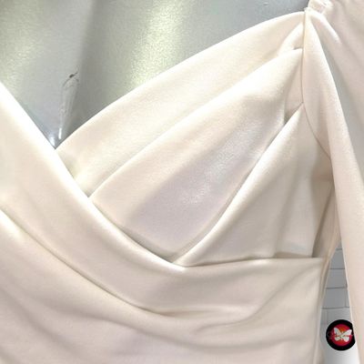 **HOY** Blusa escote barco con mangas abullonadas SHEIN color Blanco Talla M
