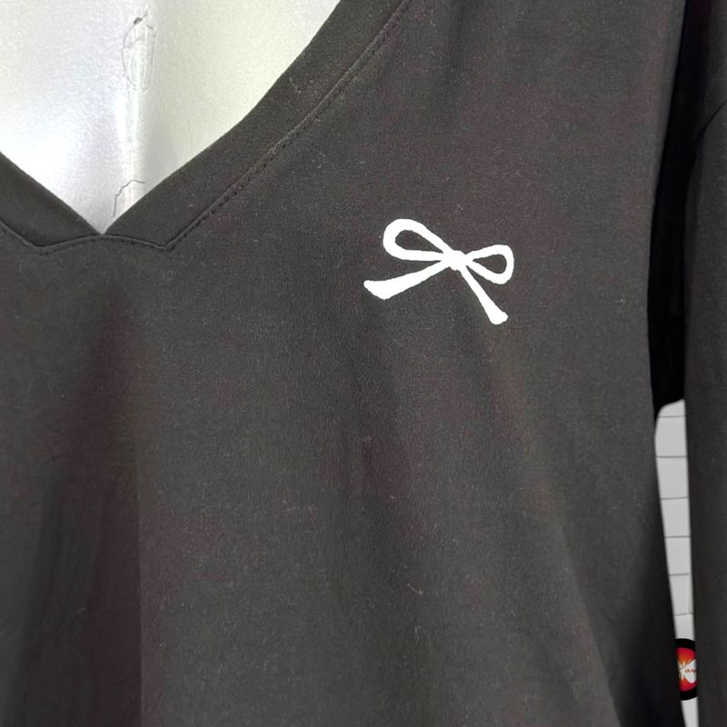 **HOY** Camiseta de manga larga  color Negro Talla M (grande)