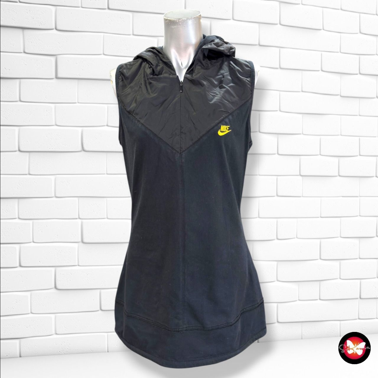 **HOY** Chaleco sudadera NIKE color Negro Talla L