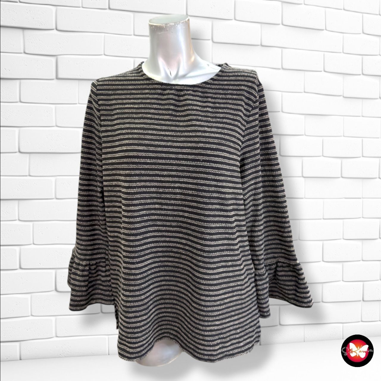 **HOY** Blusa con manga campana BEXLEYS color Negro y beige Talla S