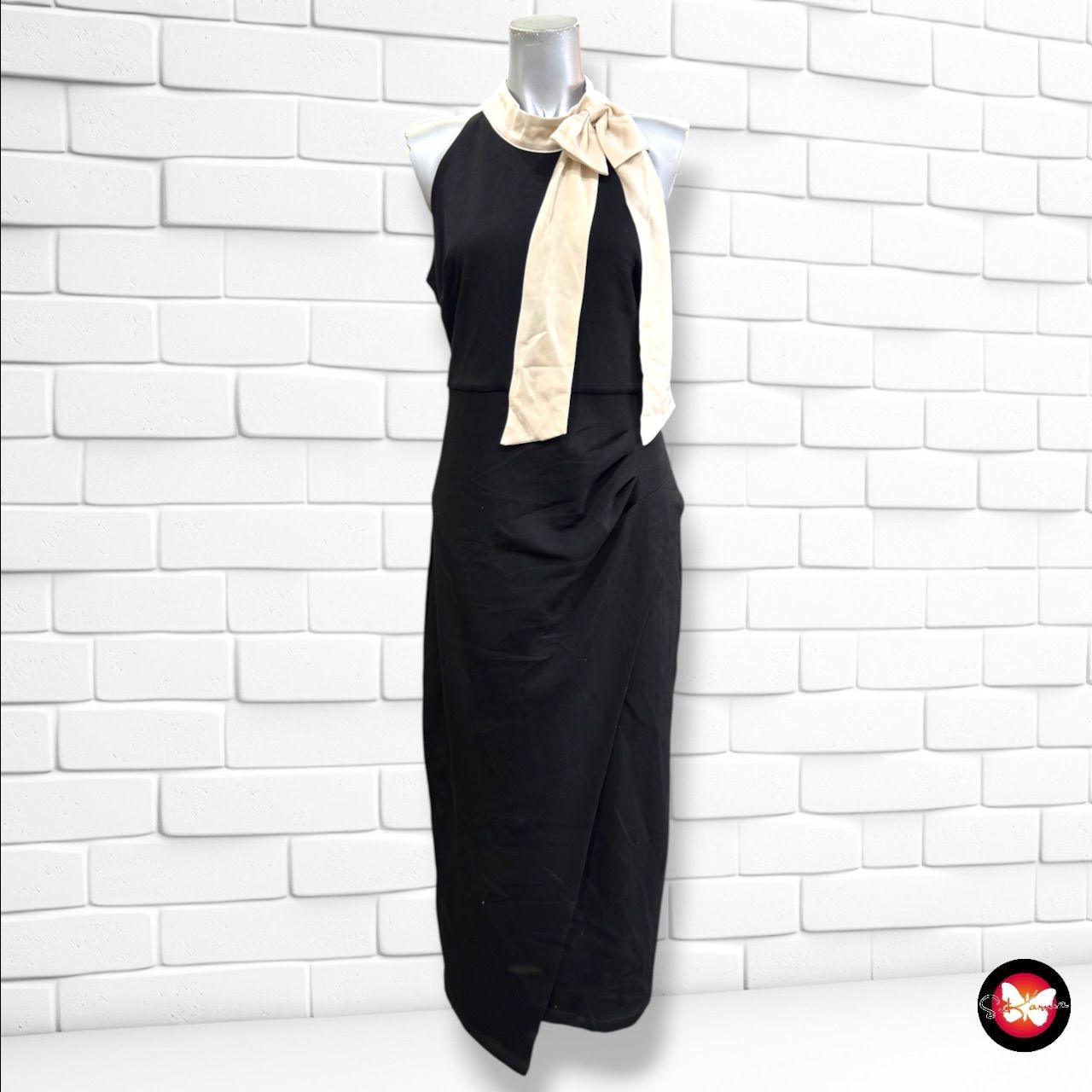 **HOY** Vestido largo de noche con lazada  color Negro y beige Talla M