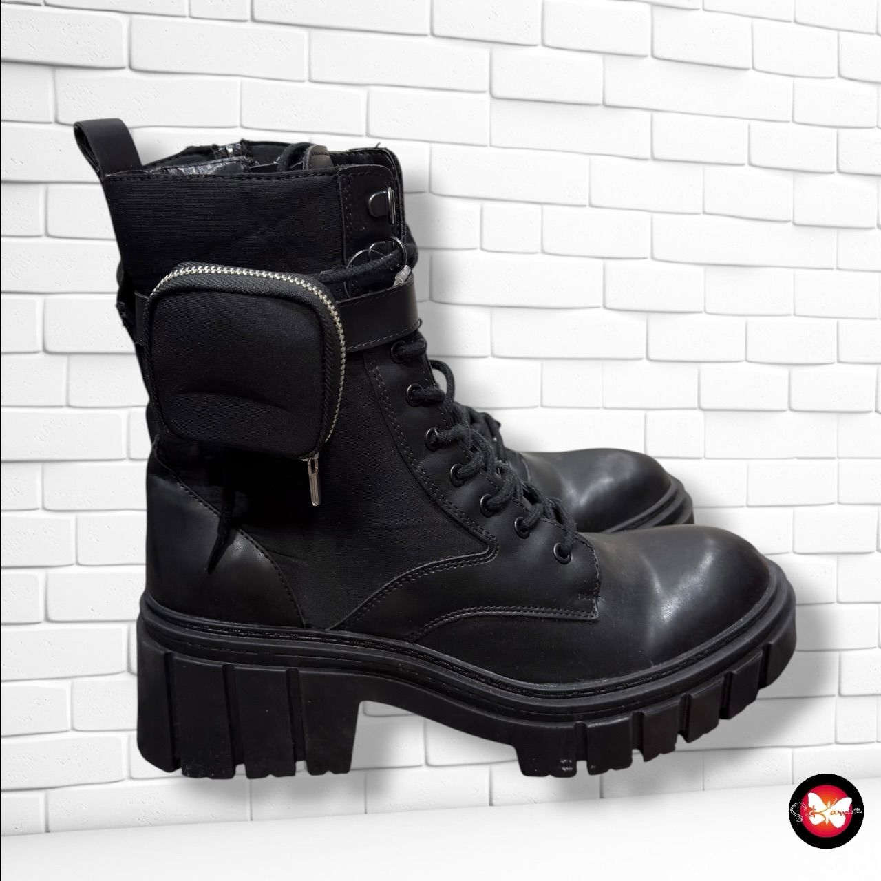 **HOY** Botines militares con bolsillo CATWALK color Negro Talla Calzado 42