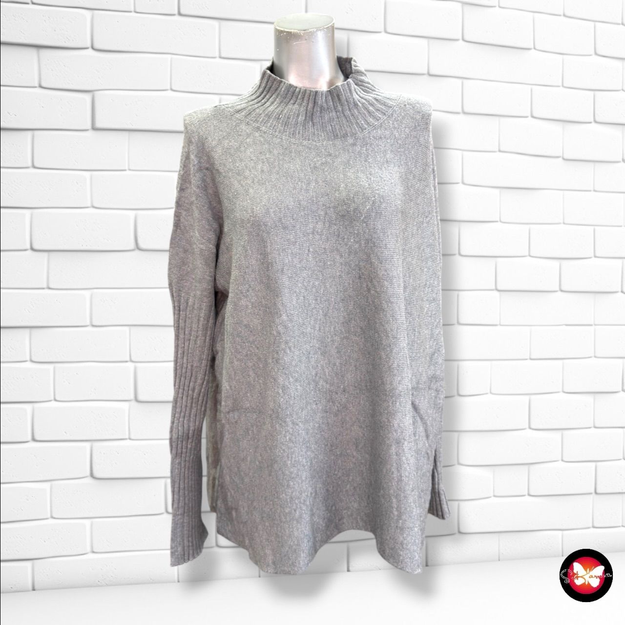 **HOY** Jersey de manga larga  color Gris Talla ÚNICA GRANDE