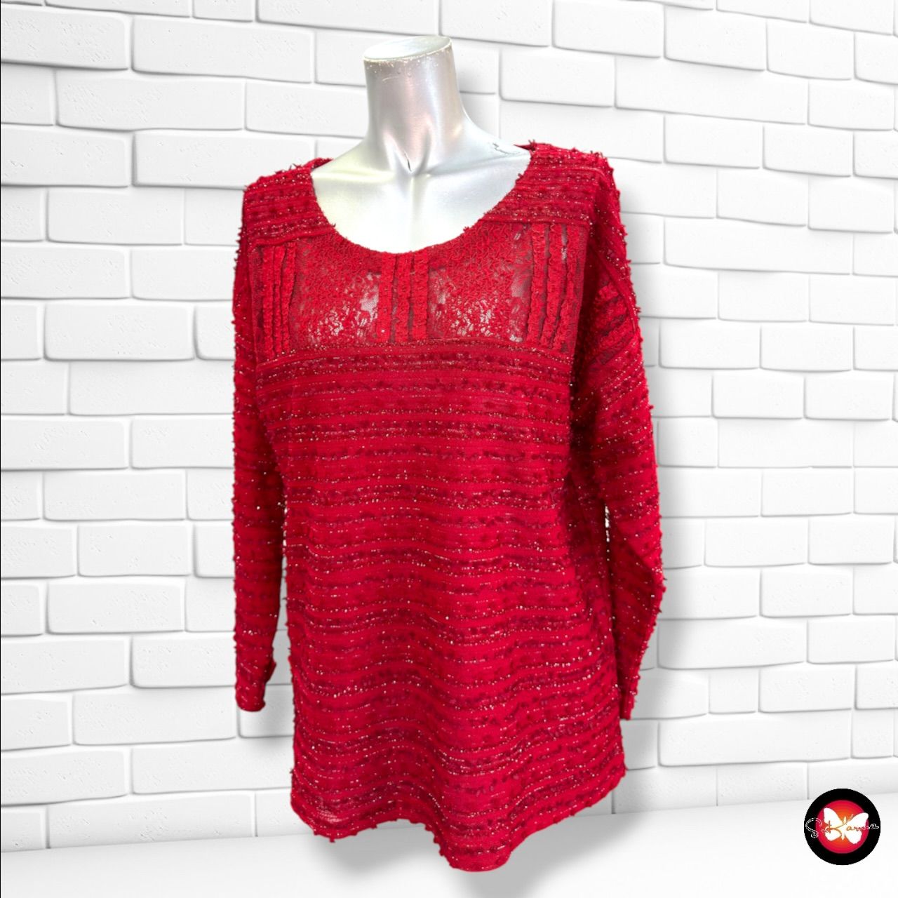 **HOY** Jersey de manga larga con brillo  color Rojo Talla L/XL