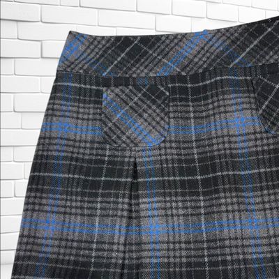 **HOY** Falda de paño BIAGGINI color Gris, negro y azul Talla 42