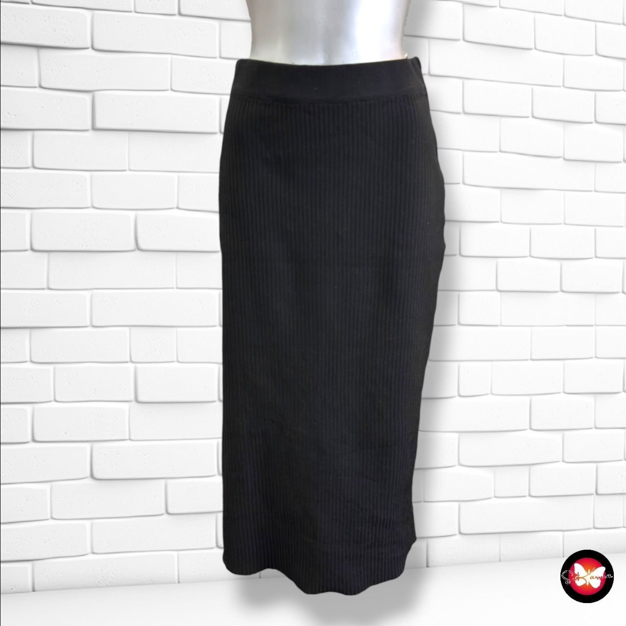 **HOY** Falda larga de punto CHECKERS color Negro Talla M